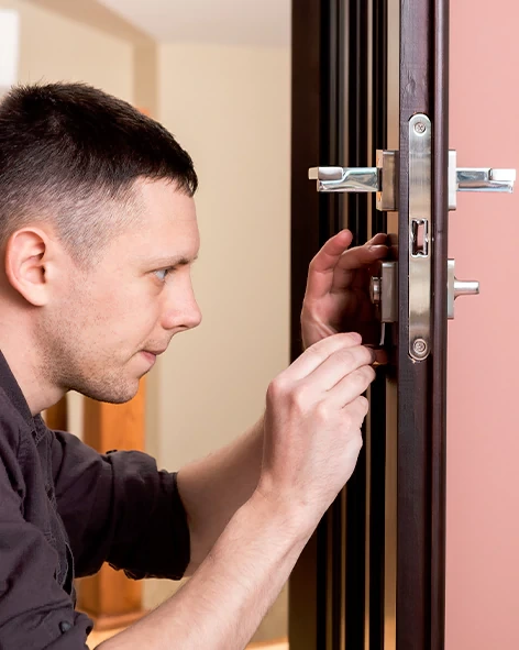 : Professional Locksmith For Commercial And Residential Locksmith Services in Susanville, CA