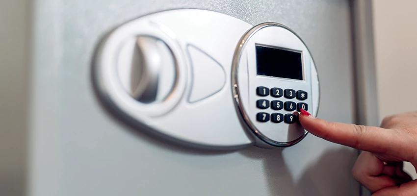 Jewelry Safe Cracking in Susanville, California