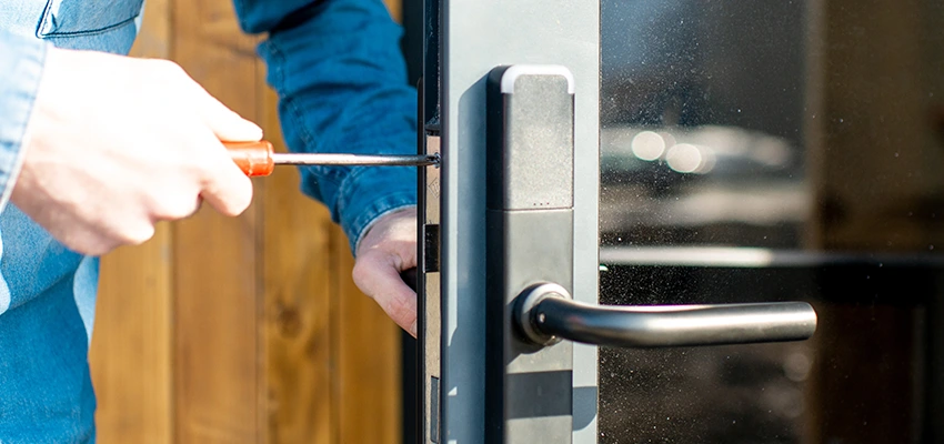 Aluminium Door Lock Replacement in Susanville, California